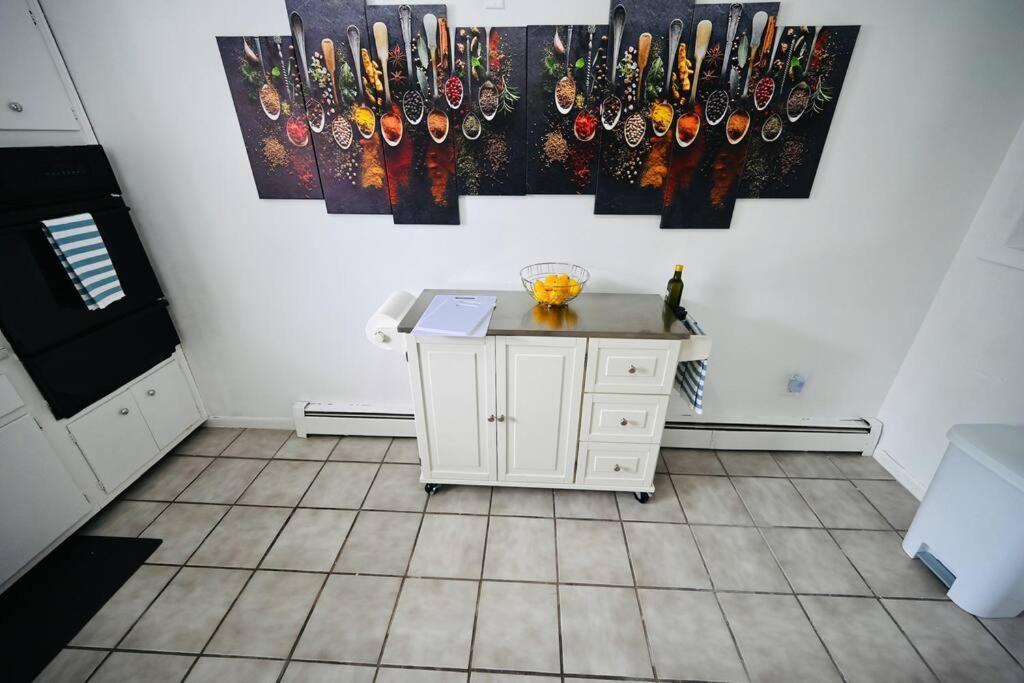 Bright & Cozy 2Nd Floor Apartment Close To Nyc Bloomfield Zewnętrze zdjęcie