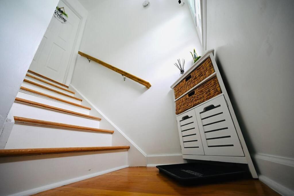 Bright & Cozy 2Nd Floor Apartment Close To Nyc Bloomfield Zewnętrze zdjęcie