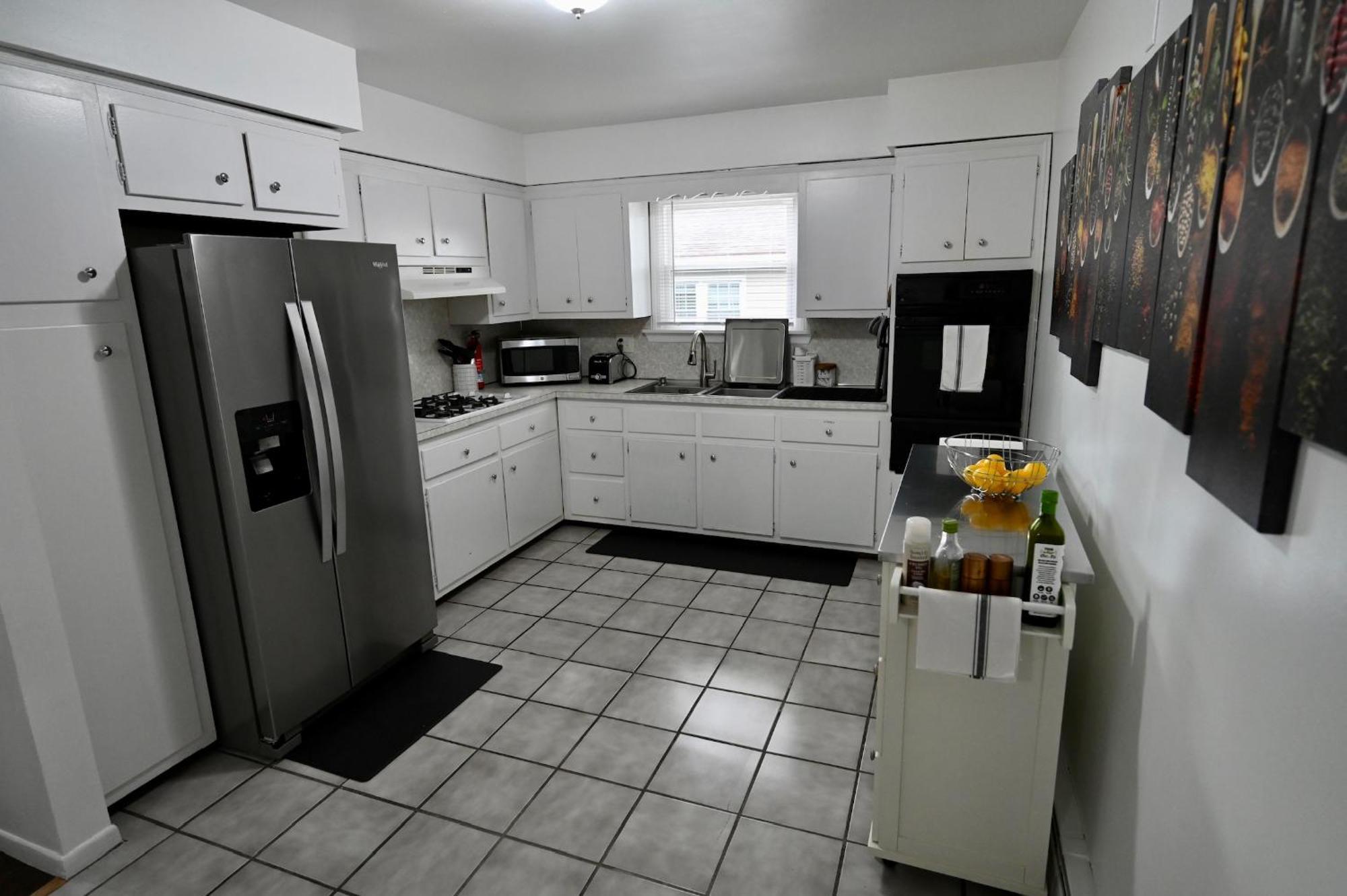Bright & Cozy 2Nd Floor Apartment Close To Nyc Bloomfield Zewnętrze zdjęcie