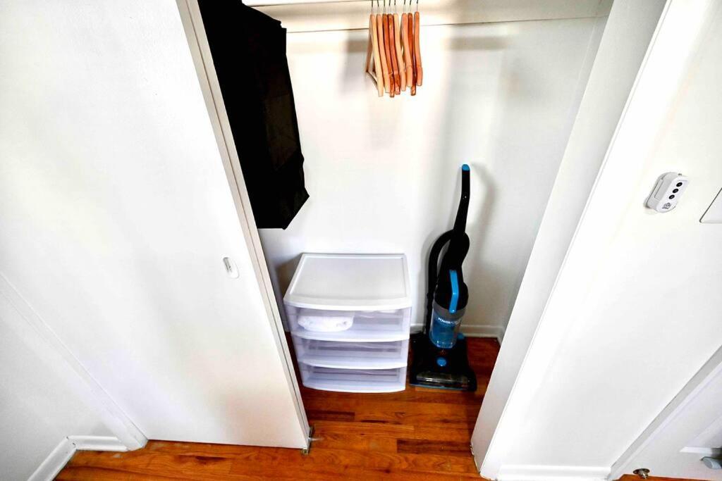 Bright & Cozy 2Nd Floor Apartment Close To Nyc Bloomfield Zewnętrze zdjęcie