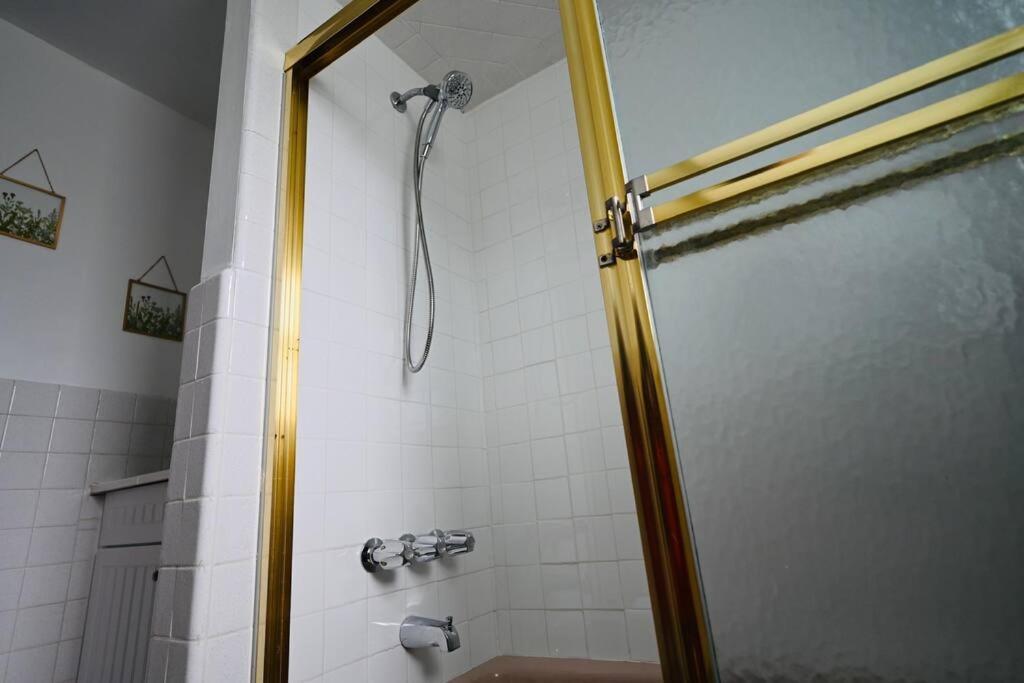 Bright & Cozy 2Nd Floor Apartment Close To Nyc Bloomfield Zewnętrze zdjęcie