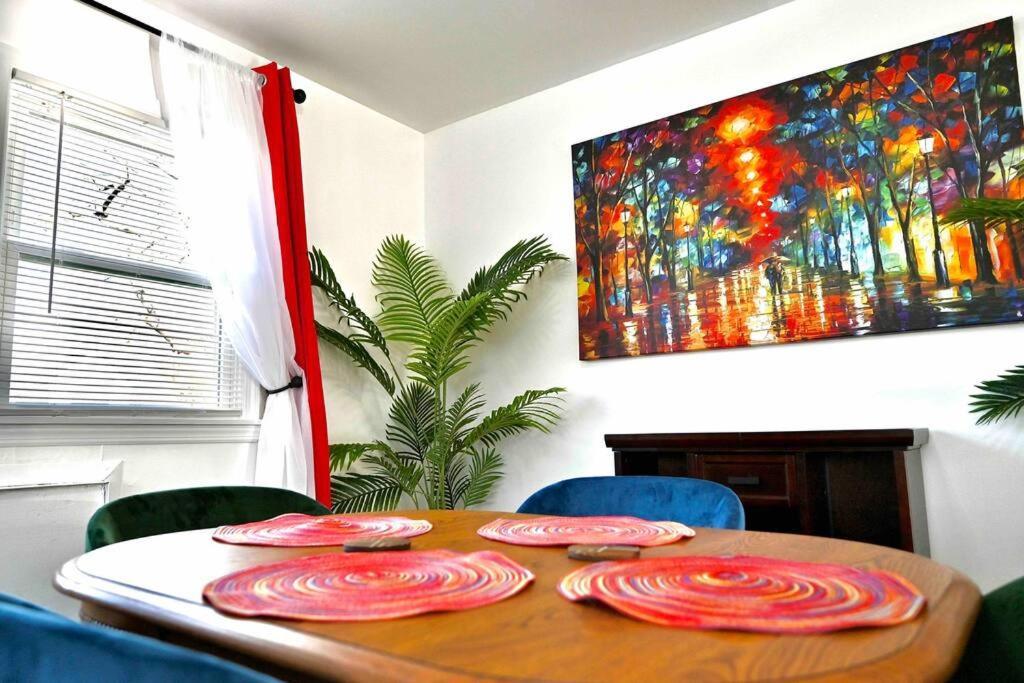 Bright & Cozy 2Nd Floor Apartment Close To Nyc Bloomfield Zewnętrze zdjęcie